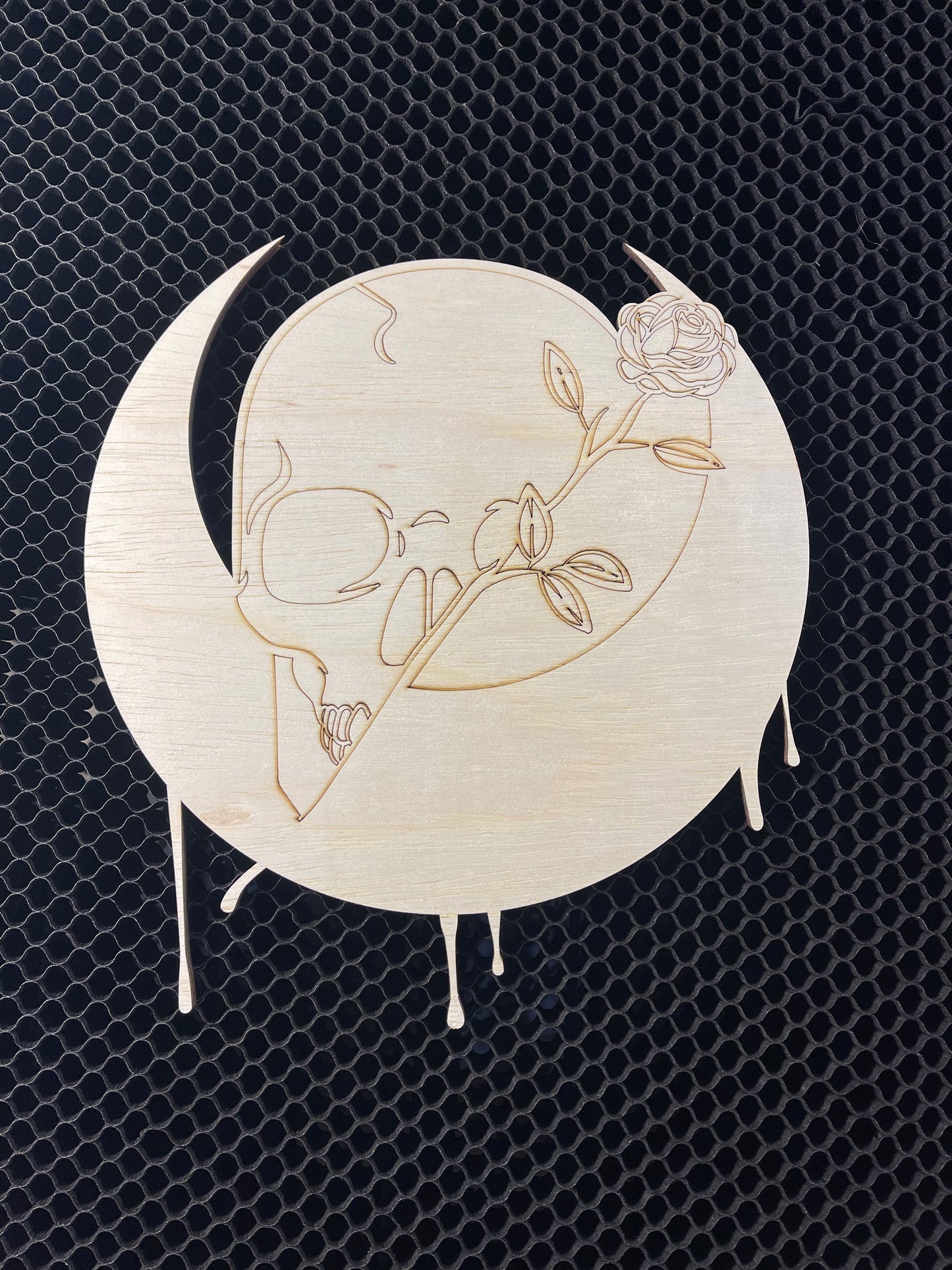 Dripping Moon Skull Wood Cut Out. Unfinished Wood frame. Resin art frame. DIY wood cutout. Unfinished laser cut wood resin frame.